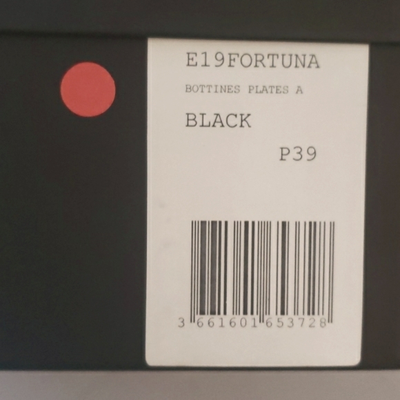 Maje Fortuna Studded Leather Boots Black SOLD OUT ONLINE Women's - Picture 6 of 16